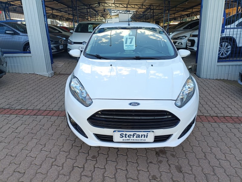 FIESTA 1.6 SEL STYLE HATCH 16V FLEX 4P MANUAL - 2017 - BOM PRINCíPIO