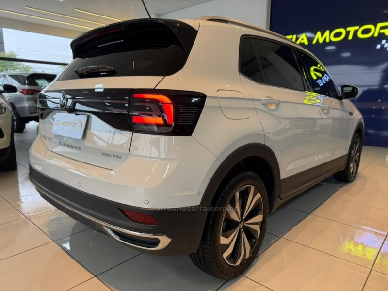 T-CROSS 1.4 HIGHLINE TSI 16V FLEX 4P AUTOMÁTICO - 2022 - SãO LEOPOLDO