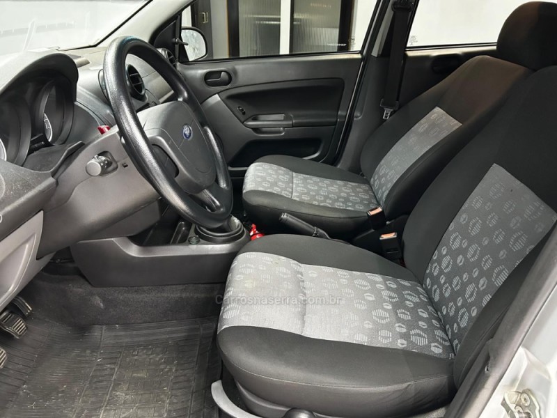 FIESTA 1.0 MPI CLASS 8V FLEX 4P MANUAL - 2014 - CAXIAS DO SUL