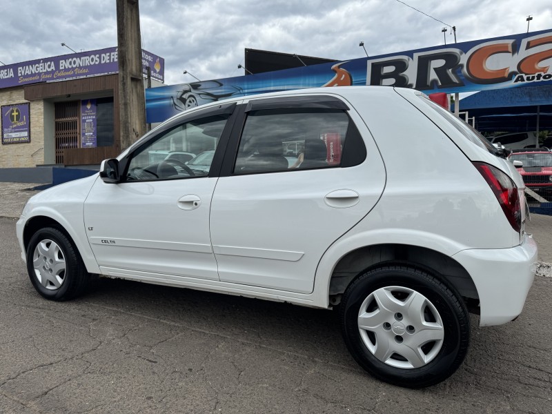CELTA 1.0 MPFI LT 8V FLEX 4P MANUAL - 2014 - DOIS IRMãOS