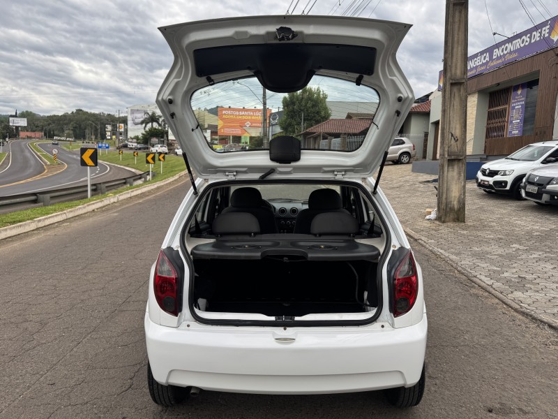 CELTA 1.0 MPFI LT 8V FLEX 4P MANUAL - 2014 - DOIS IRMãOS