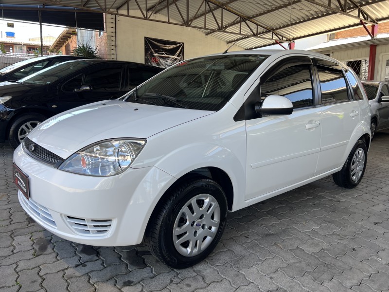 FIESTA 1.0 MPI PERSONNALITÉ 8V GASOLINA 4P MANUAL