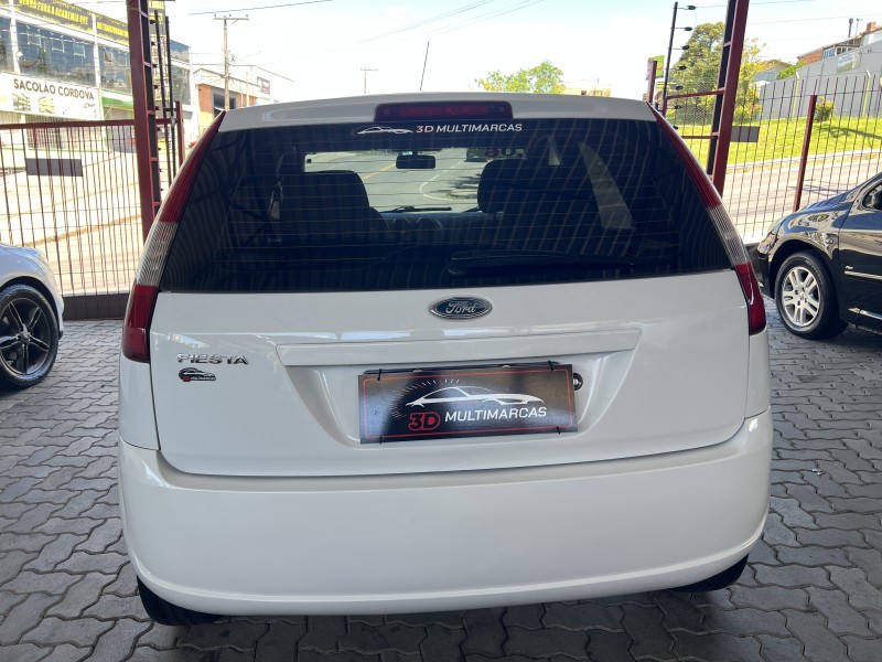 FIESTA 1.0 MPI PERSONNALITÉ 8V GASOLINA 4P MANUAL - 2006 - CAXIAS DO SUL