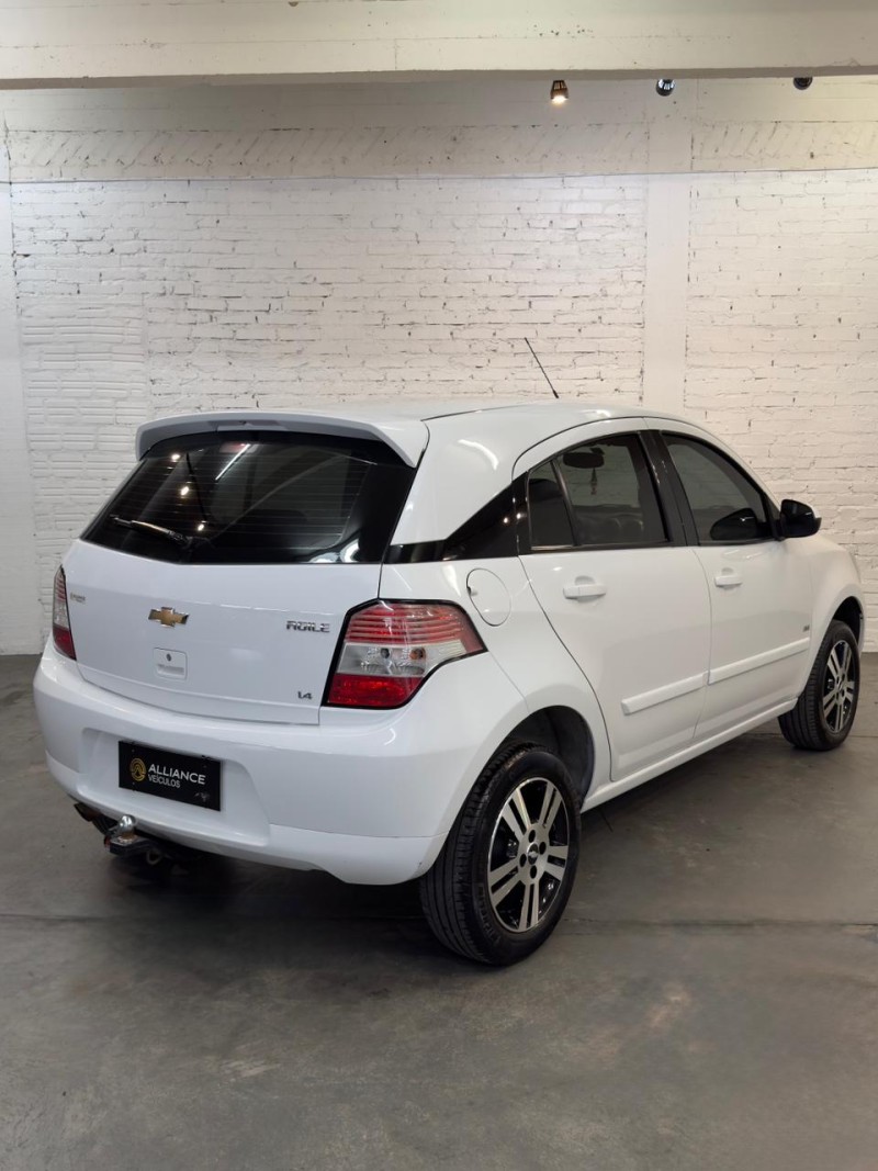 AGILE 1.4 MPFI LTZ 8V FLEX 4P MANUAL - 2011 - CAXIAS DO SUL