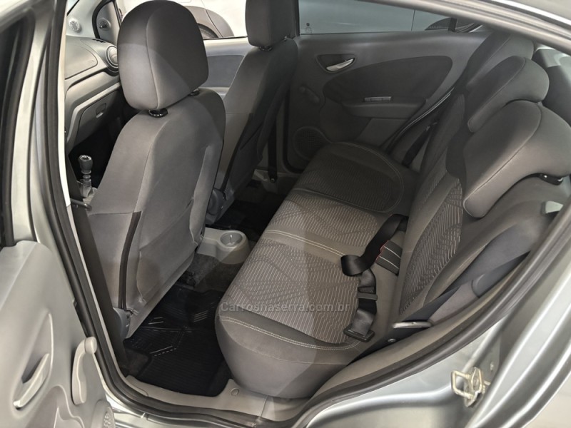 PALIO 1.4 MPI ATTRACTIVE 8V FLEX 4P MANUAL - 2013 - BENTO GONçALVES