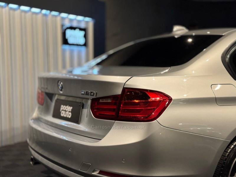 320I 2.0 16V TURBO ACTIVE FLEX 4P AUTOMÁTICO - 2015 - FARROUPILHA