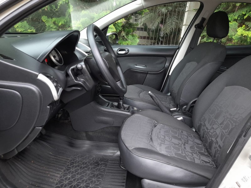 207 1.4 XR 8V FLEX 4P MANUAL - 2011 - FARROUPILHA