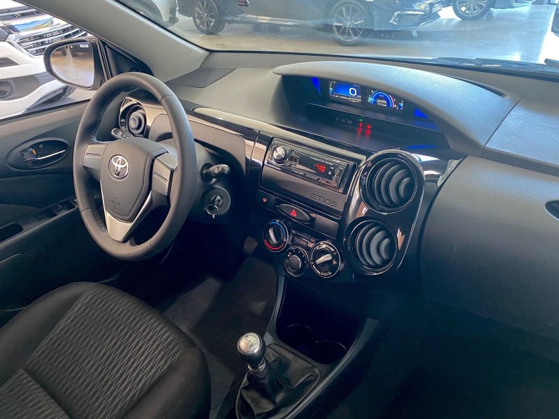 ETIOS 1.3 16V FLEX 4P MANUAL - 2017 - LAJEADO