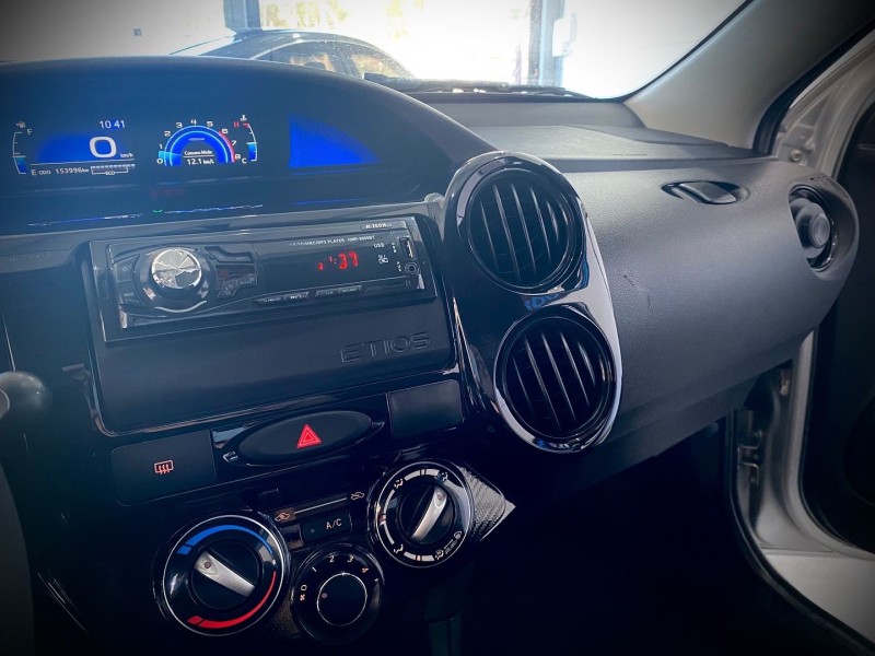 ETIOS 1.3 16V FLEX 4P MANUAL - 2017 - LAJEADO