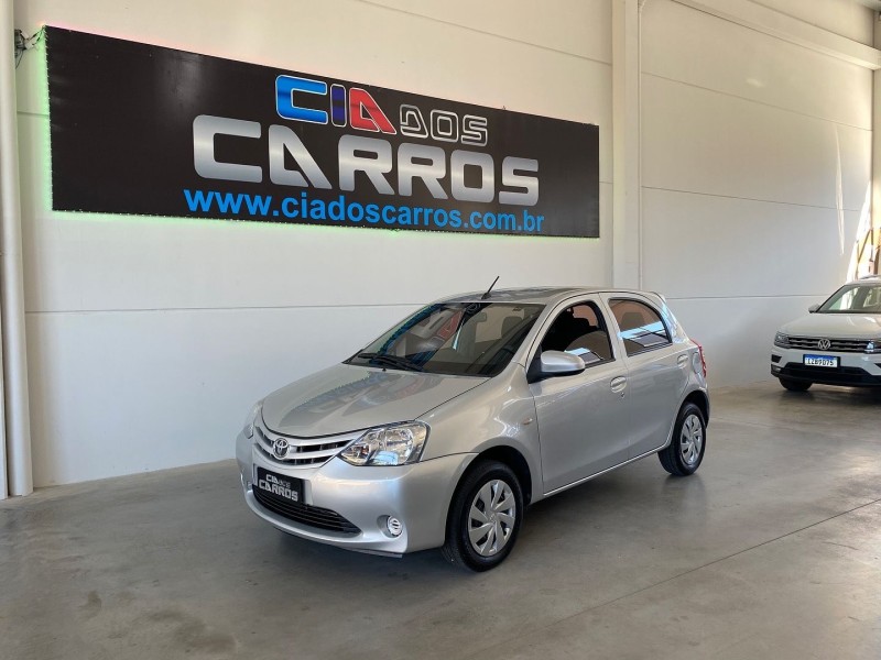 etios 1.3 16v flex 4p manual 2017 lajeado