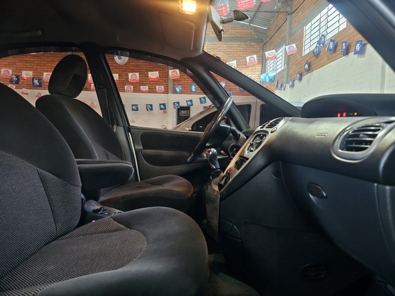 XSARA PICASSO 1.6 I GLX 16V FLEX 4P MANUAL - 2010 - CAXIAS DO SUL