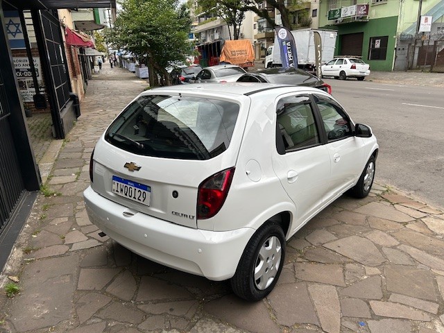 CELTA 1.0 MPFI LT 8V FLEX 4P MANUAL - 2015 - CAXIAS DO SUL