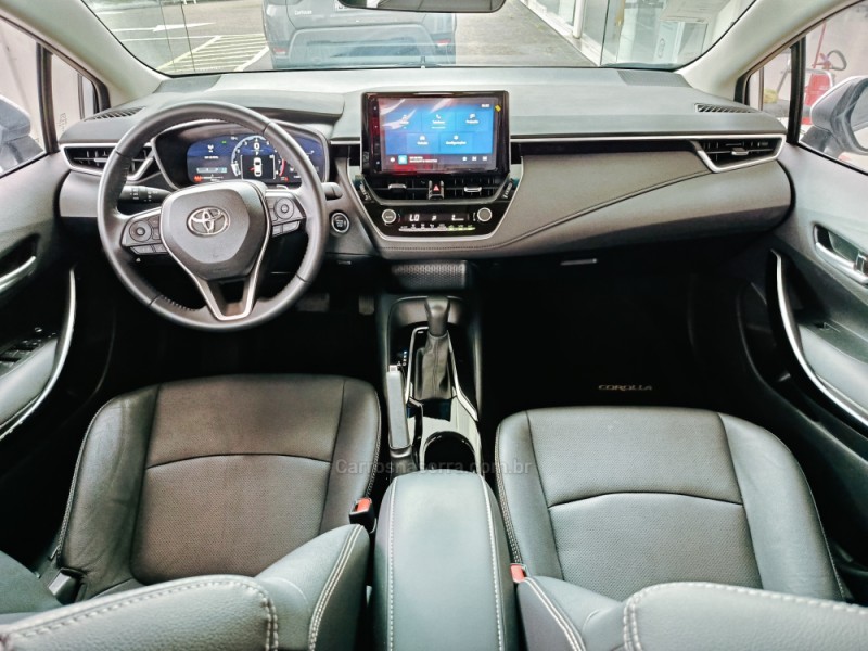 COROLLA 2.0 XEI 16V FLEX 4P AUTOMÁTICO - 2024 - TAQUARA