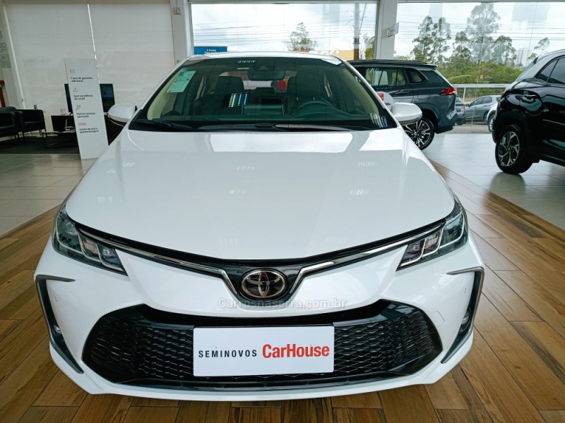 COROLLA 2.0 XEI 16V FLEX 4P AUTOMÁTICO - 2024 - TAQUARA