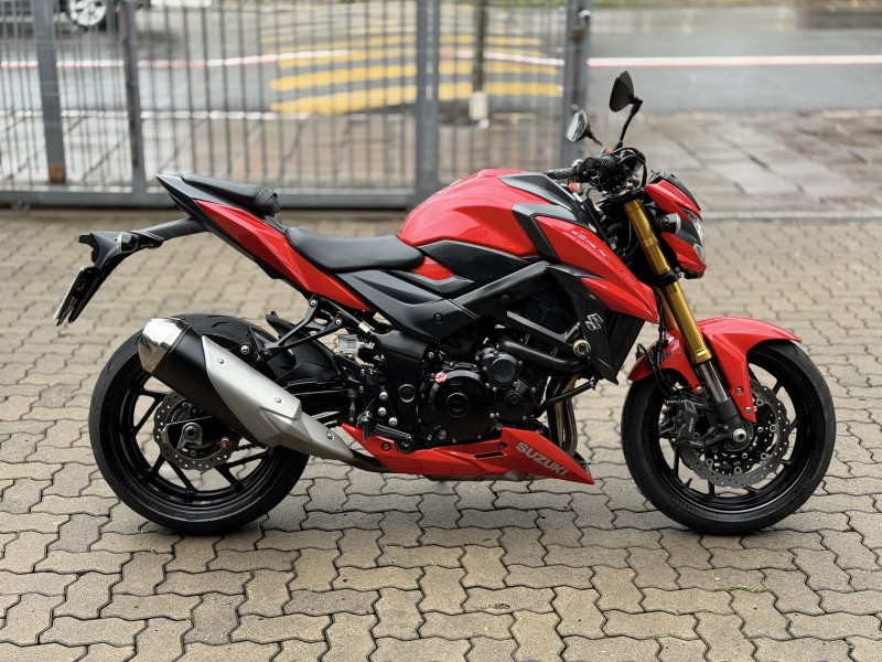 GSXS 750 A - 2018 - BENTO GONçALVES