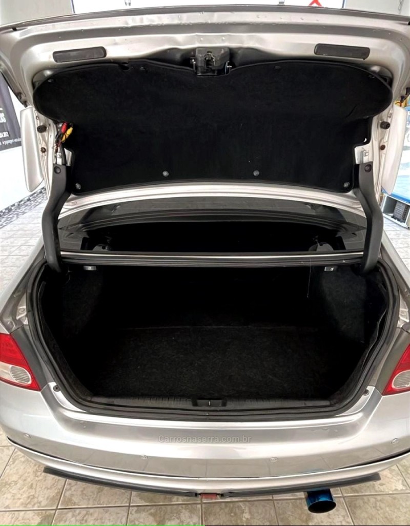 CIVIC 2.4 SI 16V GASOLINA 2P MANUAL - 2008 - LAJEADO