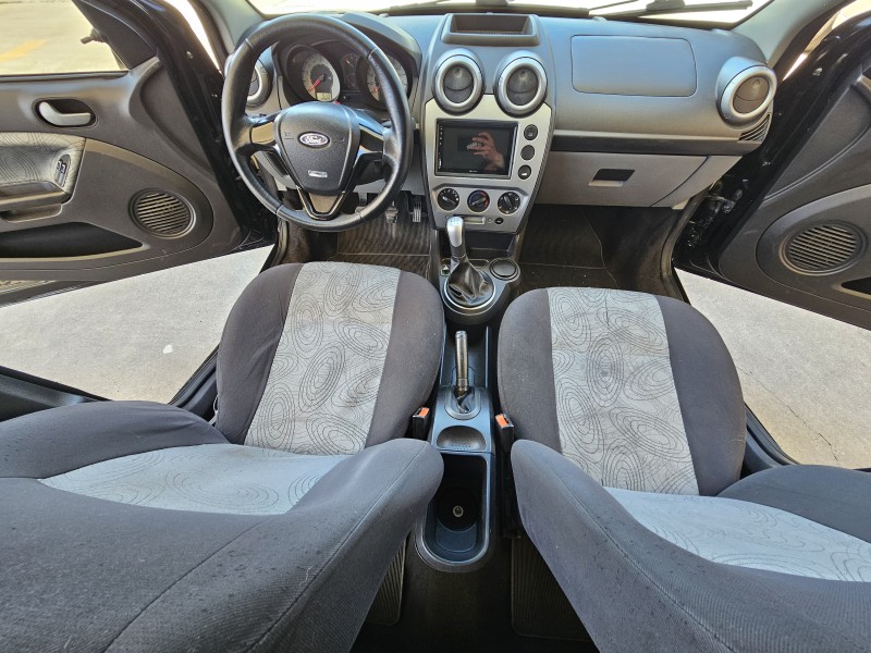 FIESTA 1.0 MPI SEDAN 8V FLEX 4P MANUAL - 2008 - CAXIAS DO SUL