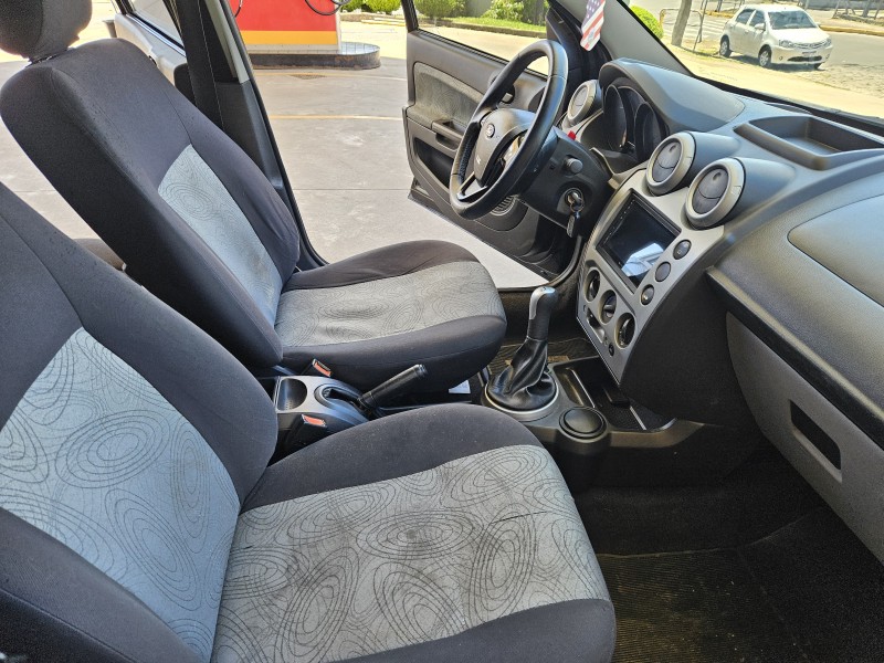 FIESTA 1.0 MPI SEDAN 8V FLEX 4P MANUAL - 2008 - CAXIAS DO SUL