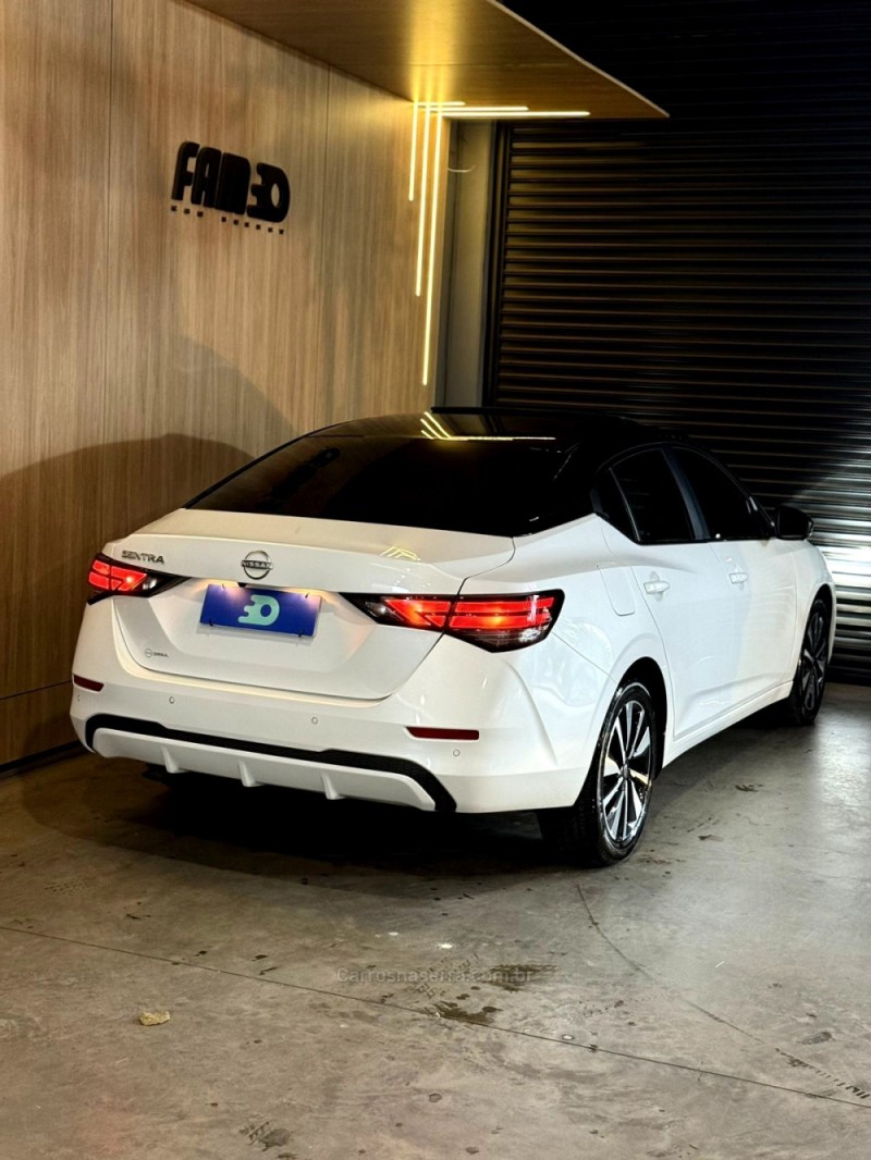 SENTRA 2.0 EXCLUSIVE 16V GASOLINA 4P AUTOMÁTICO - 2025 - LAJEADO