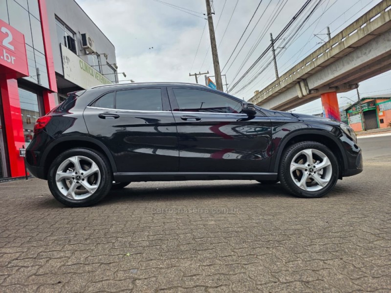 GLA 200 1.6 CGI ENDURO 16V TURBO FLEX 4P AUTOMÁTICO - 2019 - NOVO HAMBURGO