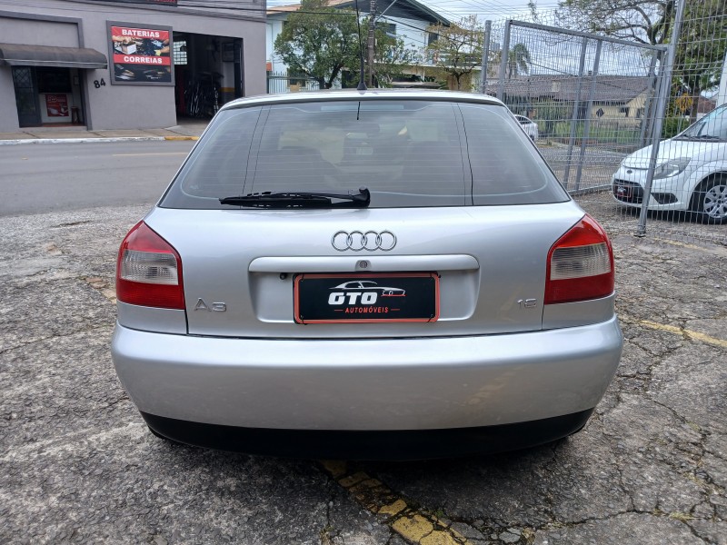A3 1.8 20V GASOLINA 4P MANUAL - 2003 - FARROUPILHA