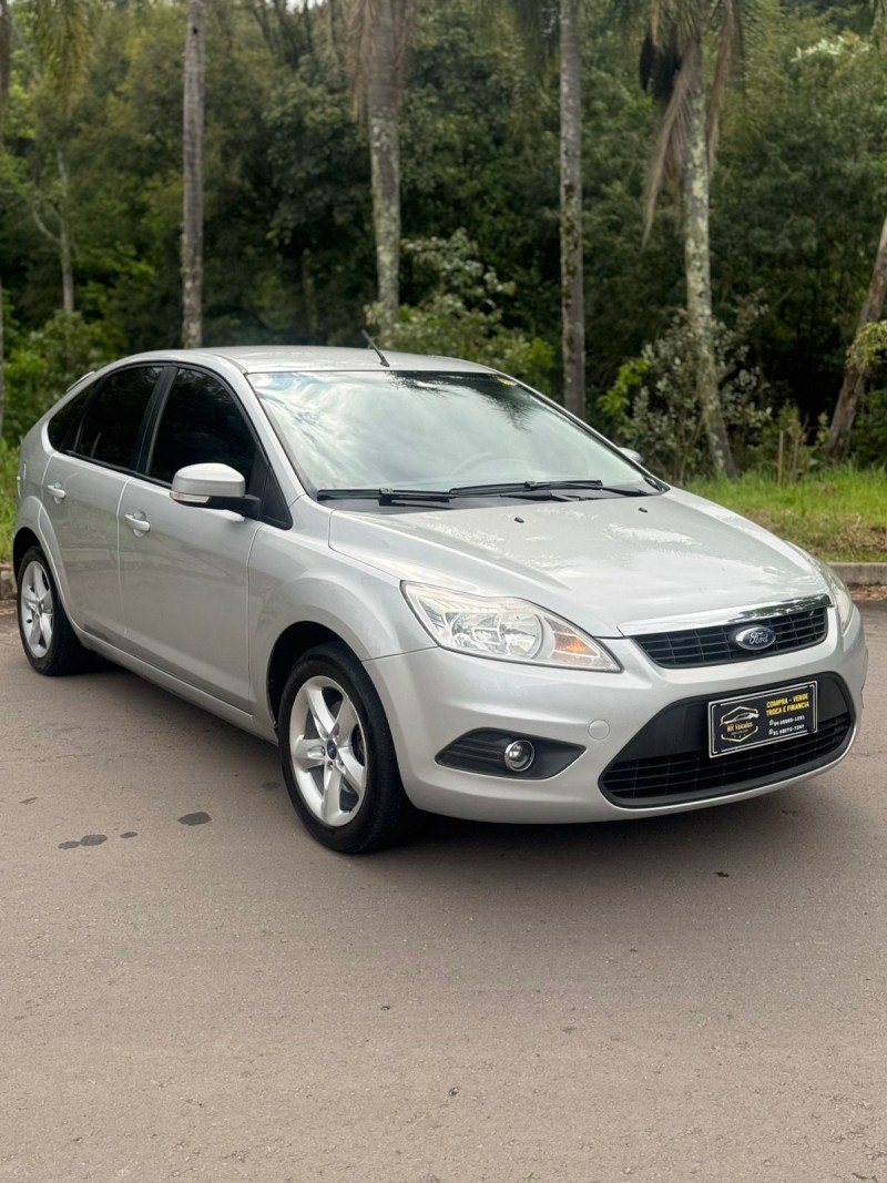 FOCUS 1.6 GLX 16V FLEX 4P MANUAL