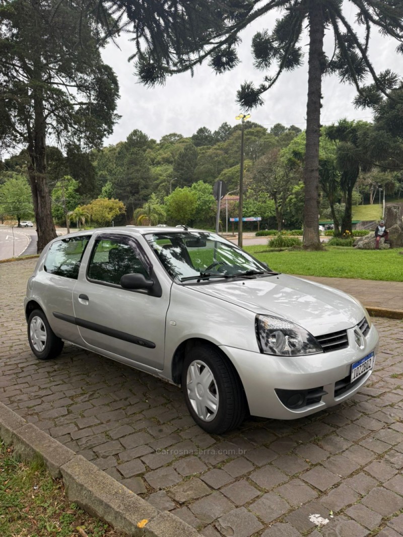 CLIO 1.0 16V FLEX 2P MANUAL - 2011 - CAXIAS DO SUL