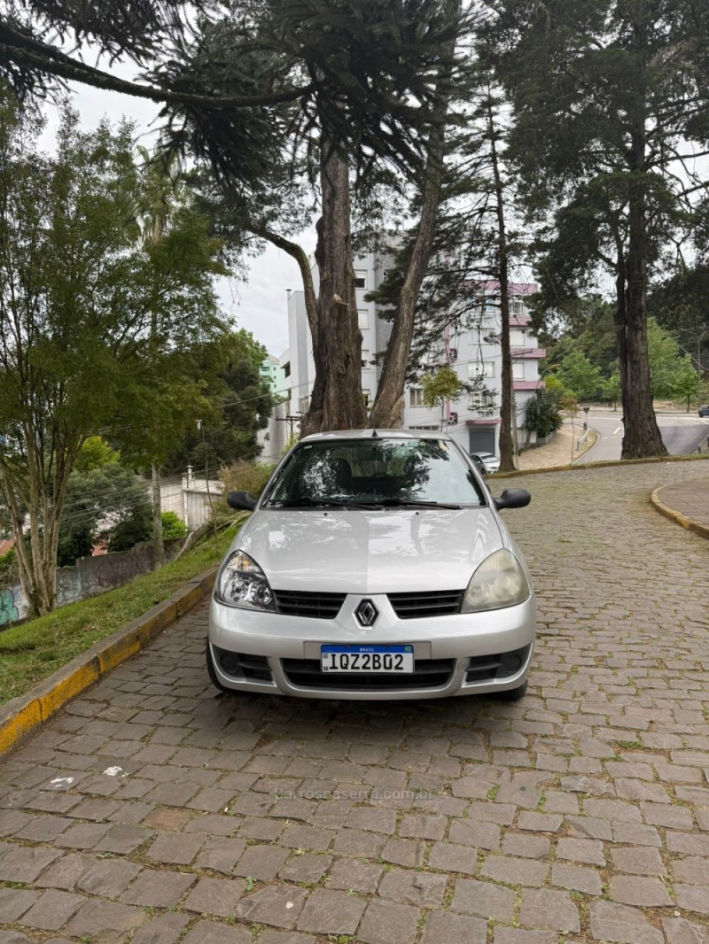 CLIO 1.0 16V FLEX 2P MANUAL - 2011 - CAXIAS DO SUL
