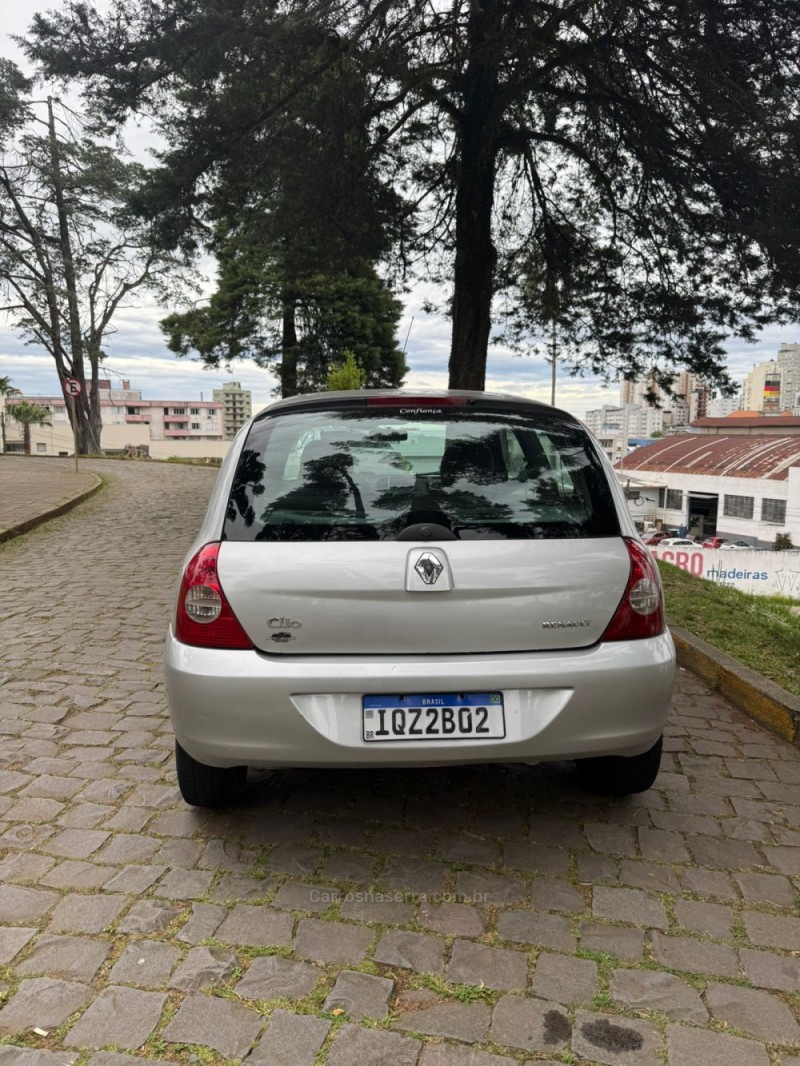 CLIO 1.0 16V FLEX 2P MANUAL - 2011 - CAXIAS DO SUL