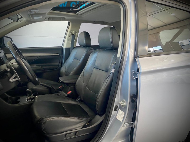 OUTLANDER 2.0 16V GASOLINA 4P AUTOMÁTICO - 2015 - LAJEADO