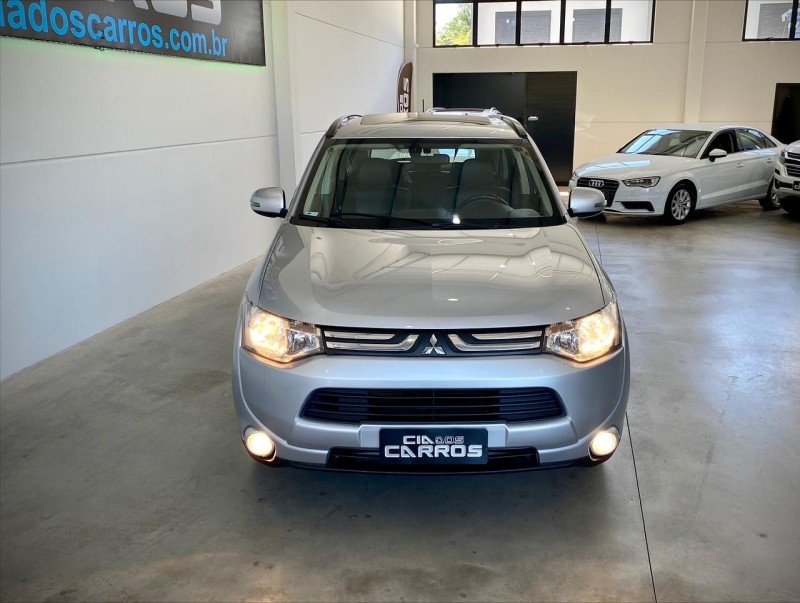 OUTLANDER 2.0 16V GASOLINA 4P AUTOMÁTICO - 2015 - LAJEADO