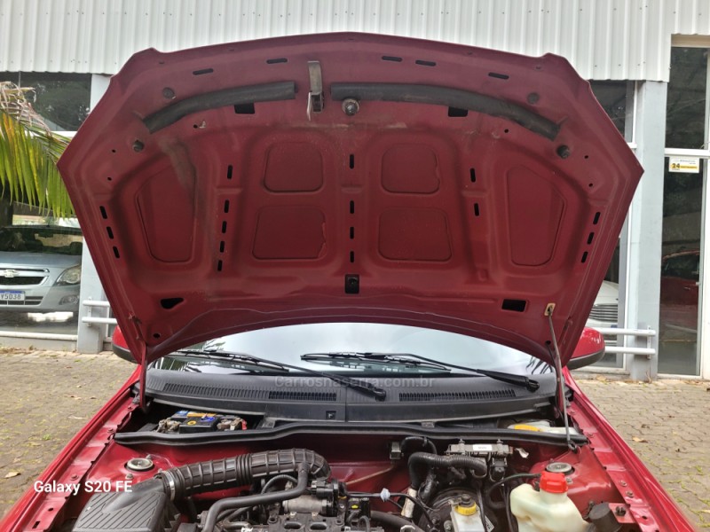 CELTA 1.0 MPFI LIFE 8V GASOLINA 2P MANUAL - 2010 - NOVA PRATA