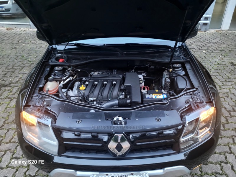 DUSTER 1.6 DYNAMIQUE 4X2 16V FLEX 4P MANUAL - 2016 - NOVA PRATA