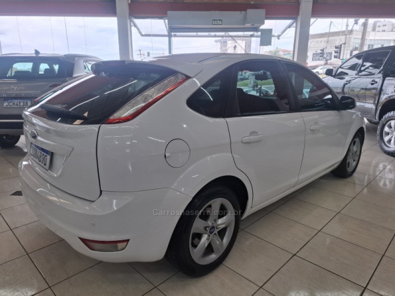 FOCUS 1.6 GLX 8V FLEX 4P MANUAL - 2013 - BENTO GONçALVES