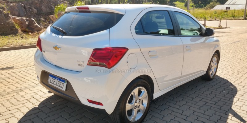 ONIX 1.4 MPFI LT 8V FLEX 4P MANUAL - 2019 - SãO MARCOS
