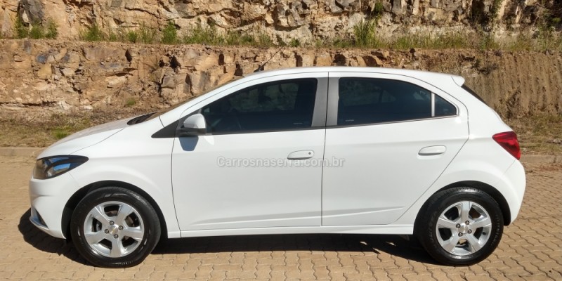 ONIX 1.4 MPFI LT 8V FLEX 4P MANUAL - 2019 - SãO MARCOS