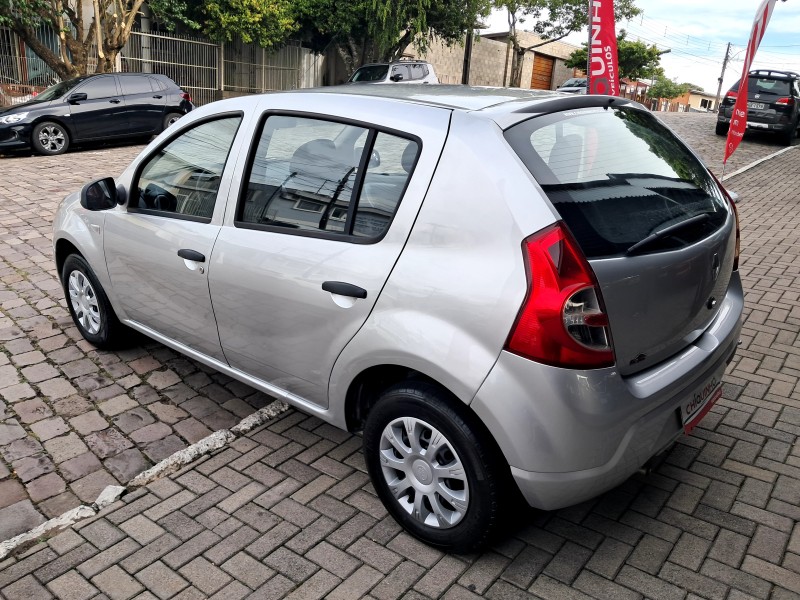 SANDERO 1.0 EXPRESSION 16V FLEX 4P MANUAL - 2014 - CAXIAS DO SUL