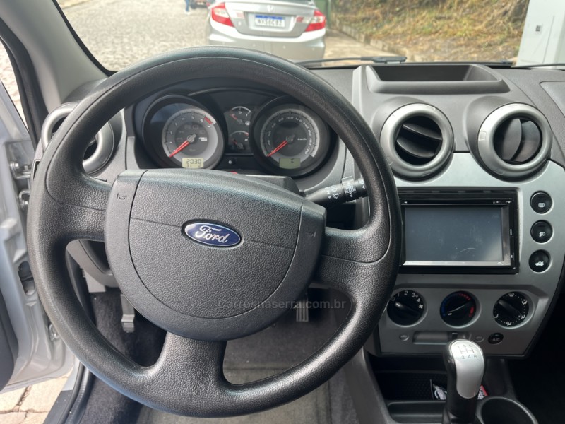 FIESTA 1.6 MPI SEDAN 8V FLEX 4P MANUAL - 2014 - VERANóPOLIS
