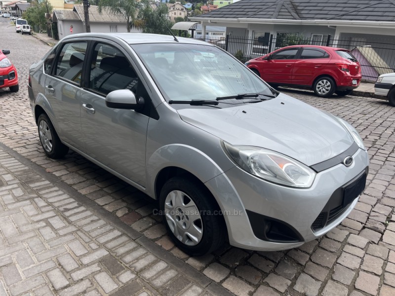 FIESTA 1.6 MPI SEDAN 8V FLEX 4P MANUAL - 2014 - VERANóPOLIS