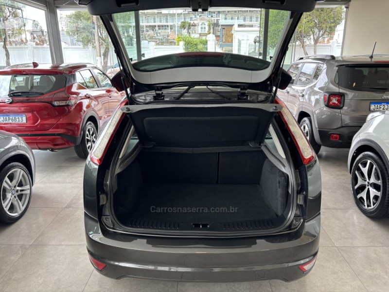 FOCUS 1.6 GLX 8V GASOLINA 4P MANUAL - 2013 - BENTO GONçALVES
