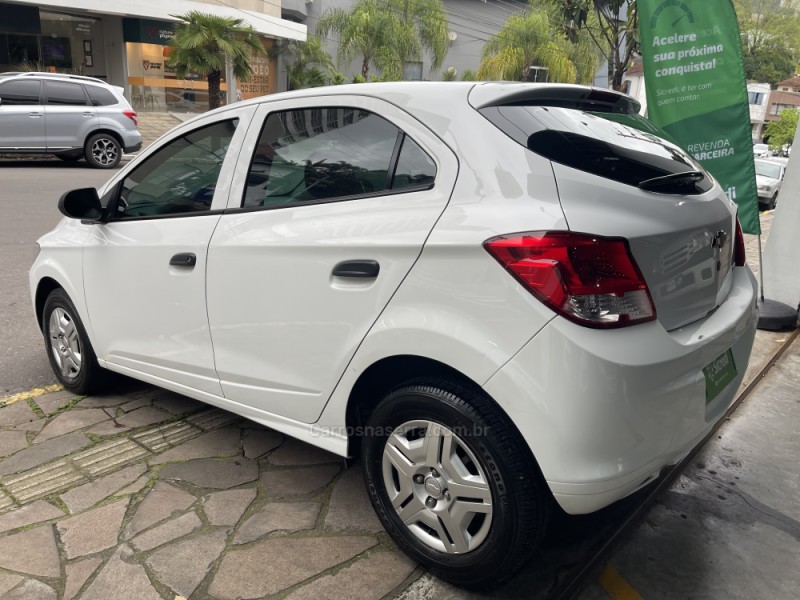 ONIX 1.0 MPFI LT 8V FLEX 4P MANUAL - 2016 - BENTO GONçALVES