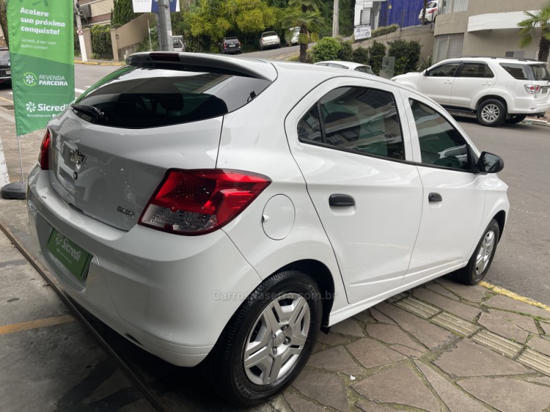 ONIX 1.0 MPFI LT 8V FLEX 4P MANUAL - 2016 - BENTO GONçALVES