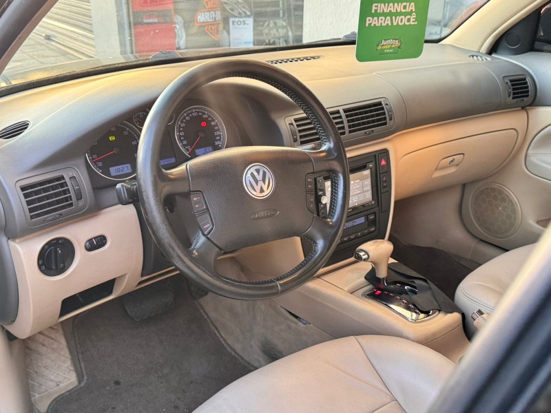 PASSAT 1.8 20V TURBO GASOLINA 4P TIPTRONIC - 2004 - CAXIAS DO SUL