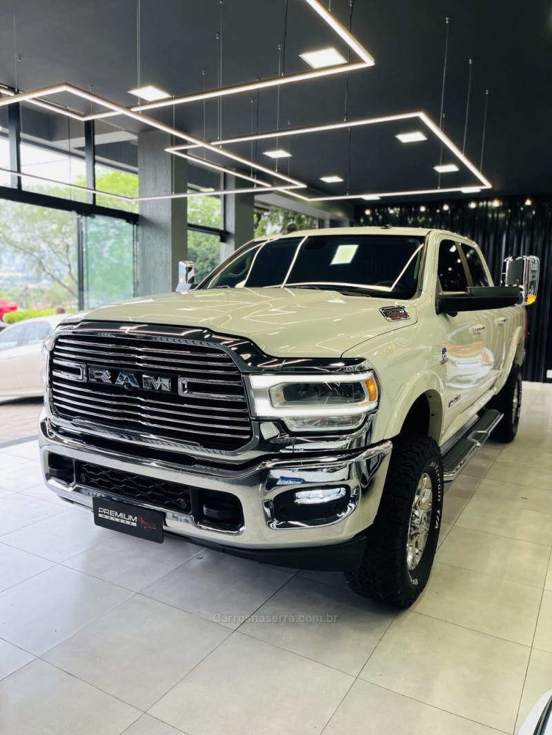 2500 LARAMIE 6.7 CD 4X4 TDI DIESEL 4P AUTOMÁTICA - 2022 - DOIS IRMãOS