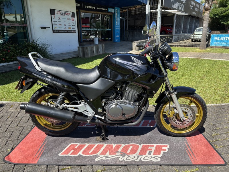 cb 500 2001 feliz