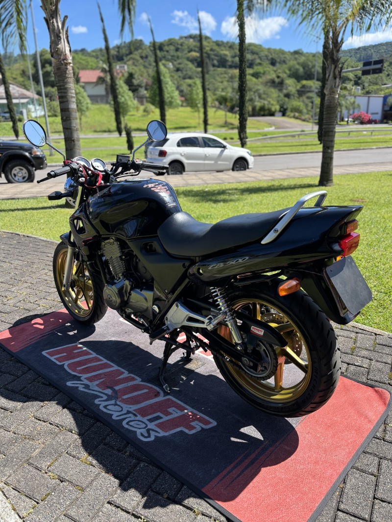 CB 500  - 2001 - FELIZ