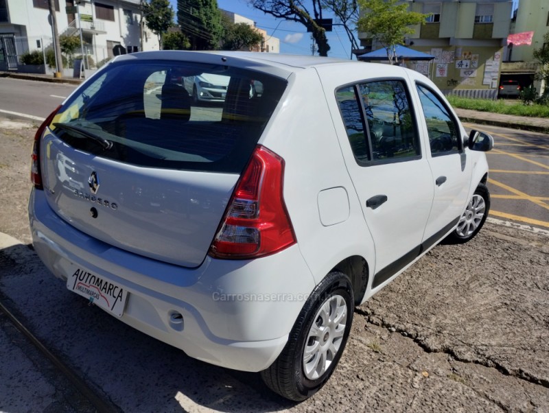 SANDERO 1.0 EXPRESSION 16V FLEX 4P MANUAL - 2013 - CAXIAS DO SUL