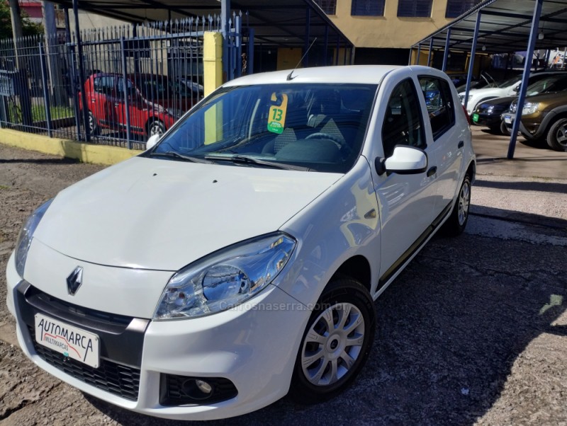 SANDERO 1.0 EXPRESSION 16V FLEX 4P MANUAL - 2013 - CAXIAS DO SUL