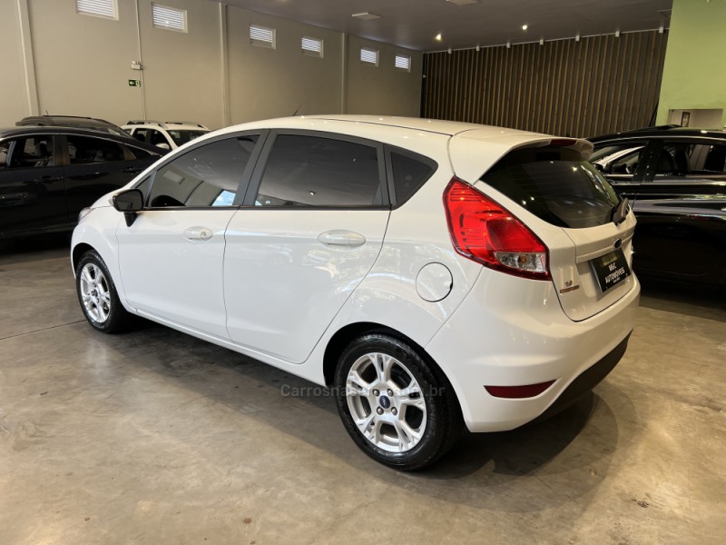 FIESTA 1.6 SE HATCH 16V FLEX 4P AUTOMÁTICO - 2015 - CAXIAS DO SUL