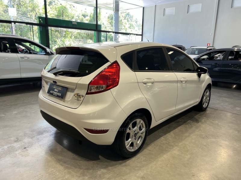 FIESTA 1.6 SE HATCH 16V FLEX 4P AUTOMÁTICO - 2015 - CAXIAS DO SUL
